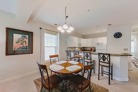 World Tour Retreat Apartment in Carolina Forest