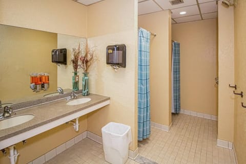 Mountain Village 5H Unit A Apartment in Dover