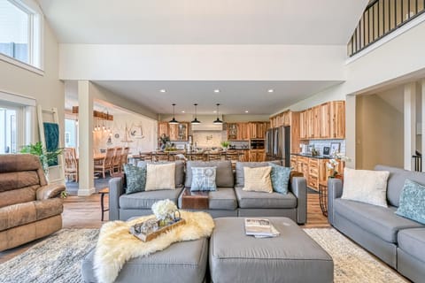 Lazy Lake Escape House in Lake Anna