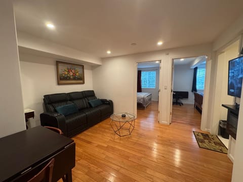 Communal lounge/ TV room, Living room, Evening entertainment