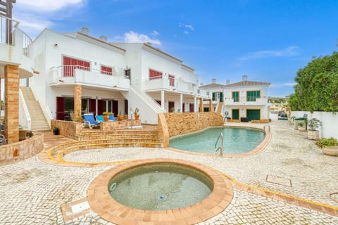 Patio, Pool view, Swimming pool
