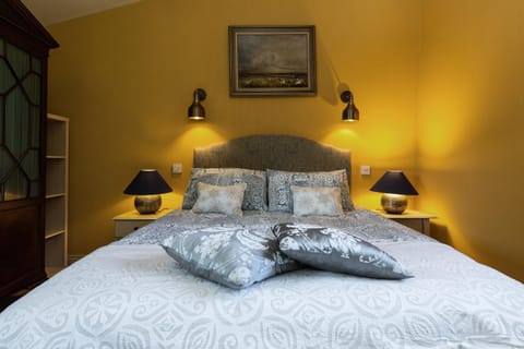 Bed, Bedroom, wardrobe