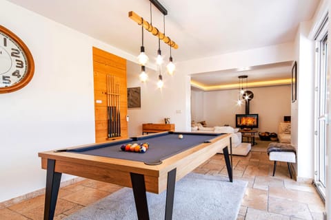 Chalet le Vertical - Chalet5*, sauna, jacuzzi, billard, balnéo, massage, pistes à 150 m House in Les Deux Alpes