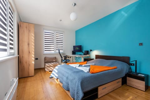 Bed, wardrobe