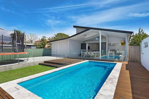 Swimming pool, Swimming pool