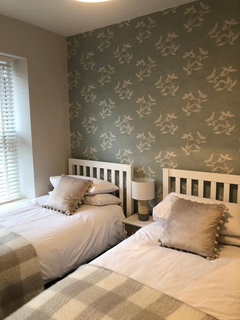 4 Quay View, Looe House in Looe