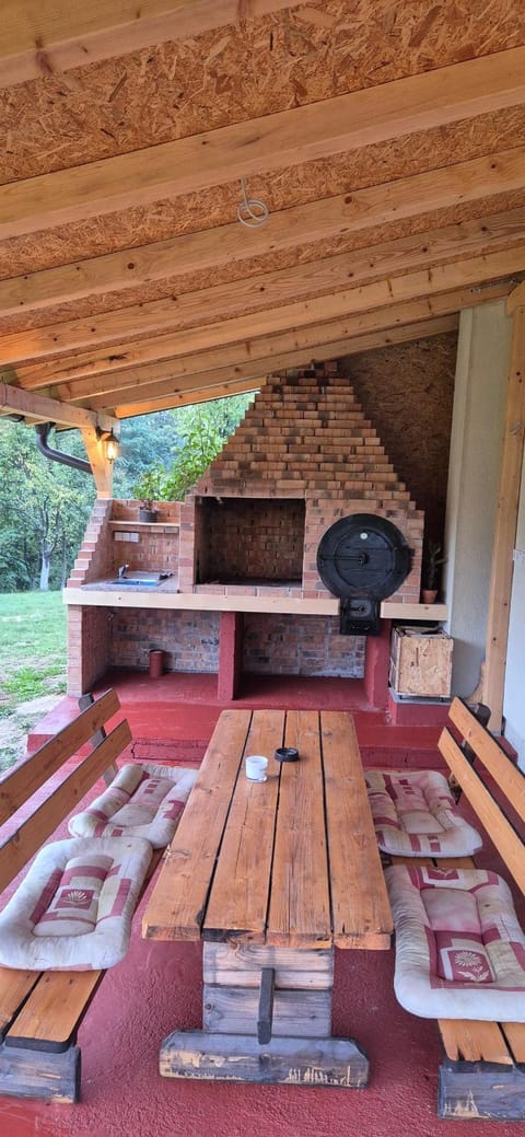 Patio, Day, BBQ facilities, Seating area