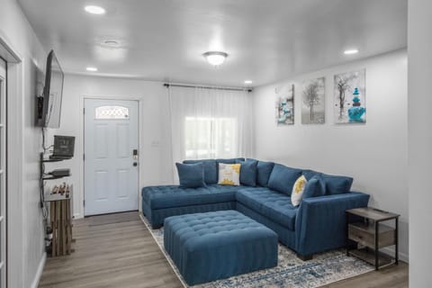 Four Bedroom Home Near Hartsfield Jackson Airport House in Riverdale