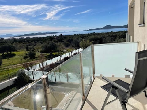 View (from property/room), Balcony/Terrace, Sea view