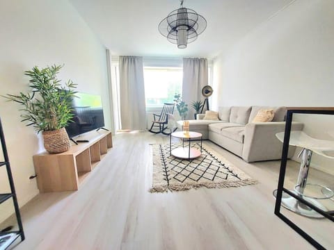 Air conditioning - parking - WIFI Apartment in Turku