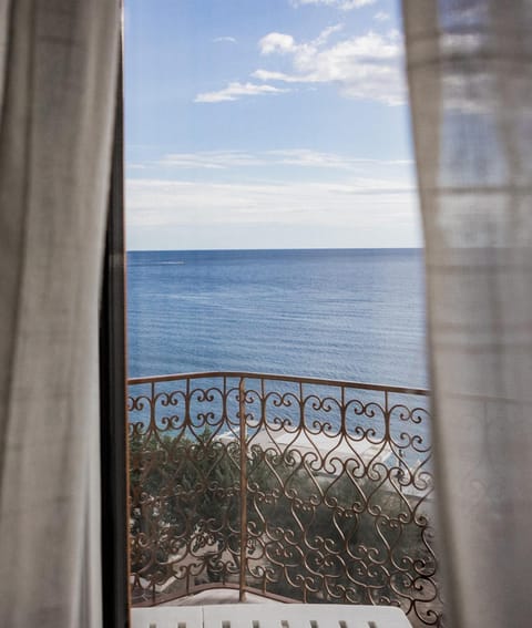 Day, Natural landscape, View (from property/room), Balcony/Terrace, Beach, Sea view