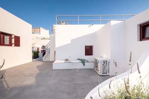 Inner courtyard view