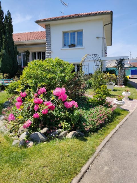 Garden, Garden
