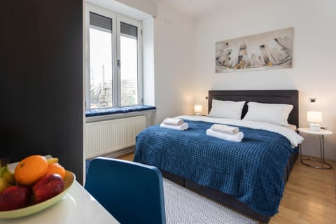 Bed, Bedroom