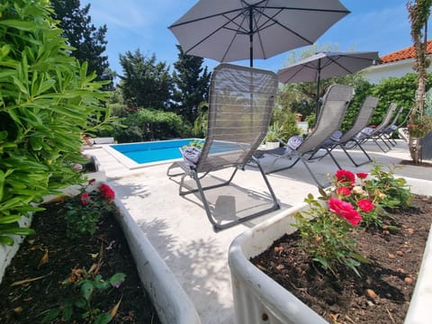 Villa Ilaria Villa in Bol