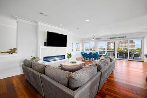 Baywatch House in Destin