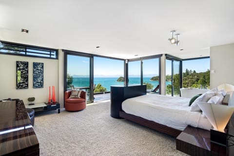 Bed, Photo of the whole room, Bedroom, Sea view