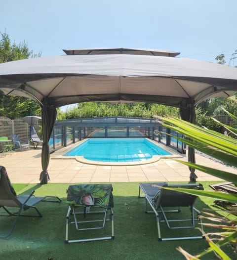 Le prieure House in Morton