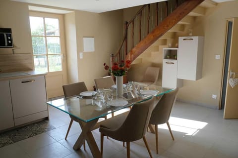 Le relais postal House in Centre-Val de Loire