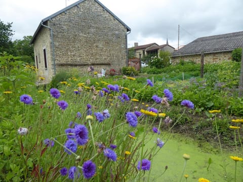Gîte R-D-T House in Centre-Val de Loire