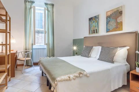 Bed, Bedroom, microwave