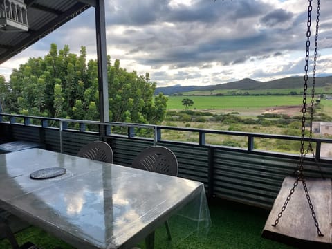 Patio, Balcony/Terrace, Pets, Pets, Garden view, Mountain view, Mountain view, pet friendly, pet friendly