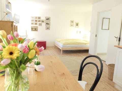 Gartenstudio-Apartment Tausendfreund - adults only - am Chiemsee Apartment in Salzburgerland