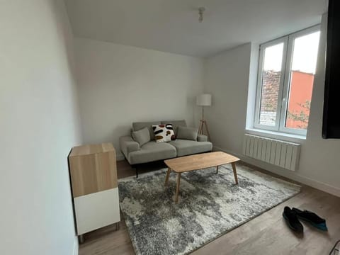 Maisonnette Numero 7 Apartment in Lille