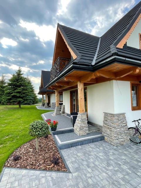 Property building, Day, Garden view