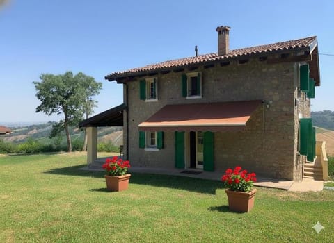 Property building, Restaurant/places to eat, Swimming pool, Breakfast