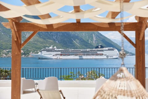 BOSA 210 Apartments Apartment in Dobrota