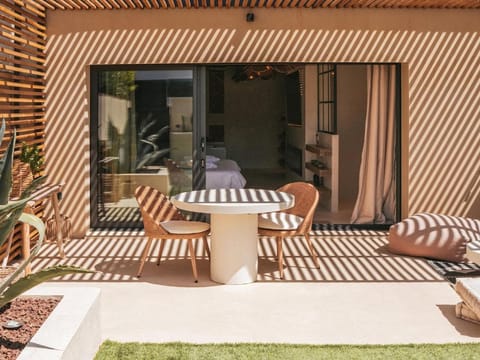 Love in L'Isle/Sorgue L'Aurore House in L'Isle-sur-la-Sorgue