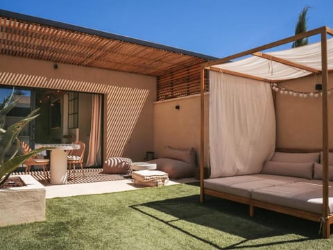 Love in L'Isle/Sorgue L'Aurore House in L'Isle-sur-la-Sorgue