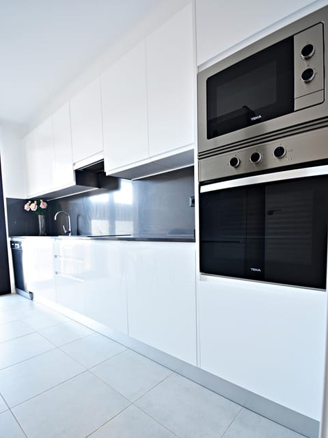 Kitchen or kitchenette, minibar, pet friendly, stove