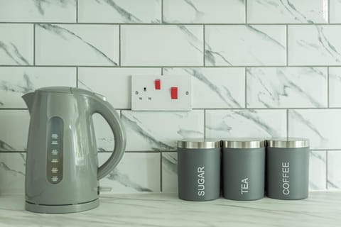 Coffee/tea facilities, Kitchen or kitchenette