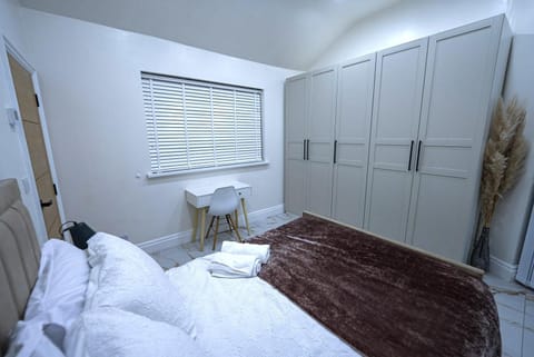 Cozy Charming Bungalow BRAND NEW House in Preston