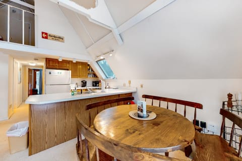 Mt Ellen Super Unit House in Fayston