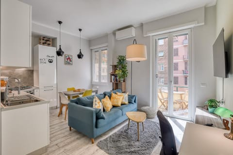 TV and multimedia, Kitchen or kitchenette, Living room, Seating area, Dining area, minibar, pet friendly