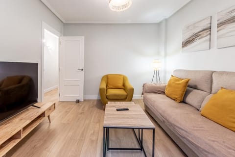 TV and multimedia, Lounge or bar