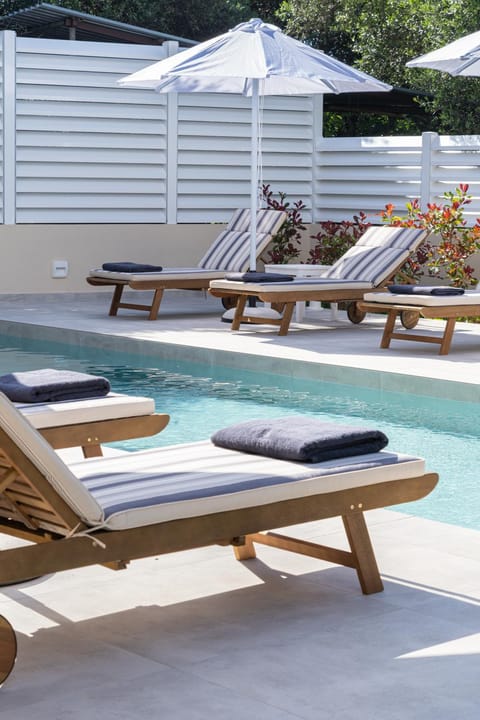 Swimming pool, Swimming pool