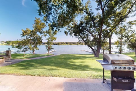 Sunny Days Lake Retreat - Main house House in Kingsland