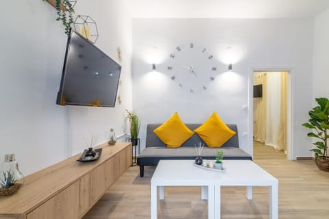 Elegant apartment for friends & Couples Apartment in Heraklion