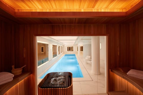 Sauna, Spa and wellness centre/facilities, Pool view