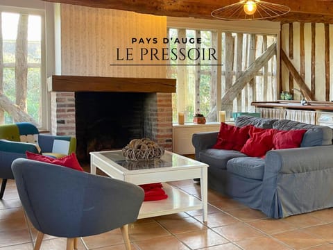 Living room, fireplace, kitchen