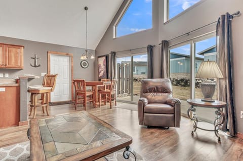 Bridges Bay Vacation Cabin 69 Cabin in Arnolds Park