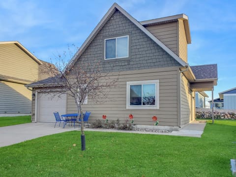 Bridges Bay Vacation Cabin 69 Cabin in Arnolds Park