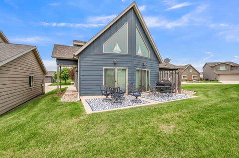 Bridges Bay Vacation Cabin 126 Cabin in Arnolds Park