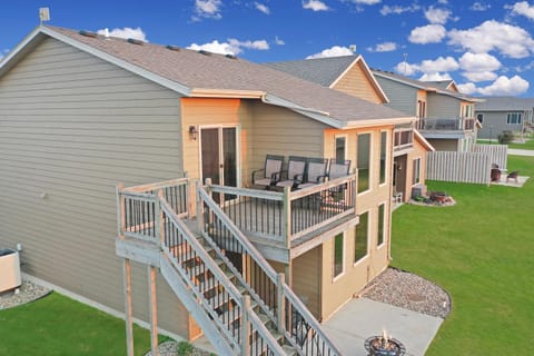 Bridges Bay Vacation Cabin 278 Cabin in Arnolds Park