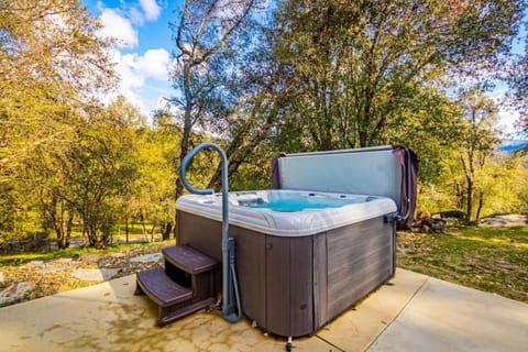 Mystic Mountain Villa, 14 miles from Yosemite Villa in Oakhurst