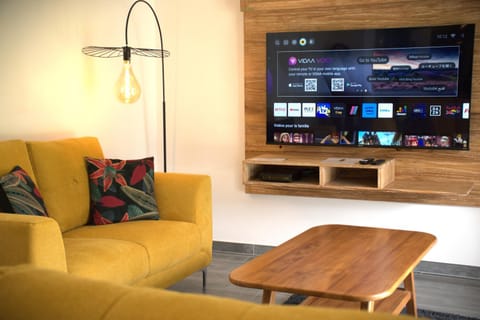 Communal lounge/ TV room, Living room, Lounge or bar, Seating area